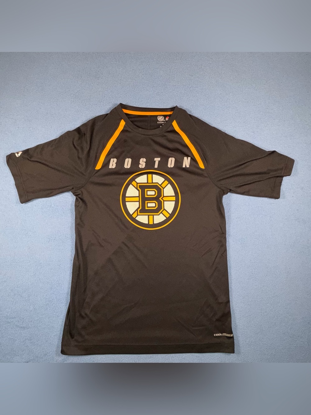 Majestic Boston Short Sleeve Tee in Black and Gold